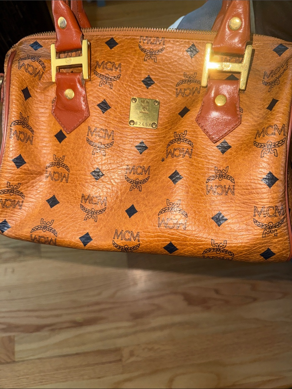 Authentic MCM Cognac Logo Boston bag Heritage Visetos Satchel made in Germany - Picture 8 of 8